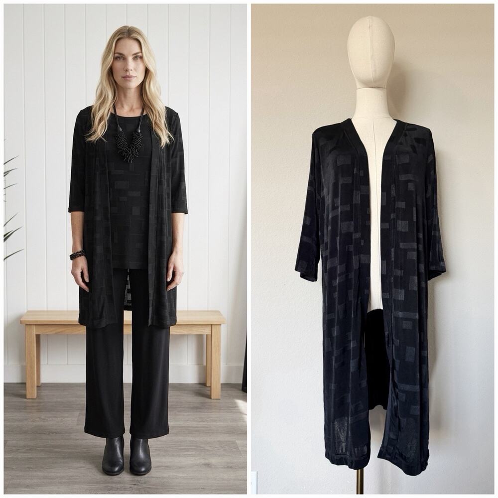 Chico's Travelers Size 2 US Large Black Jacquard Long Cardigan Black Jacket